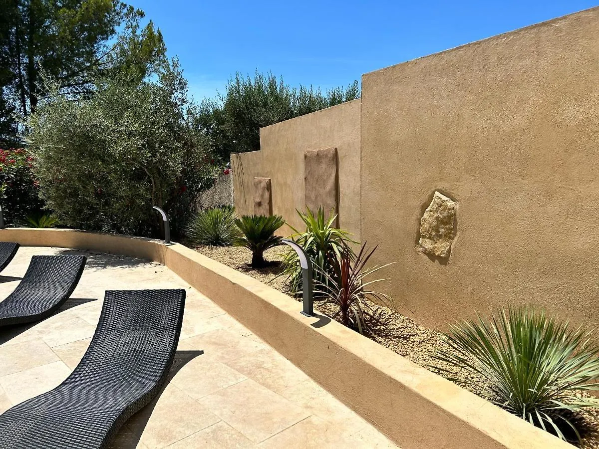 Villa De Charme En Campagne Avec Piscine Privee Et Nature Luxuriante Le Beausset 0*,  Francie