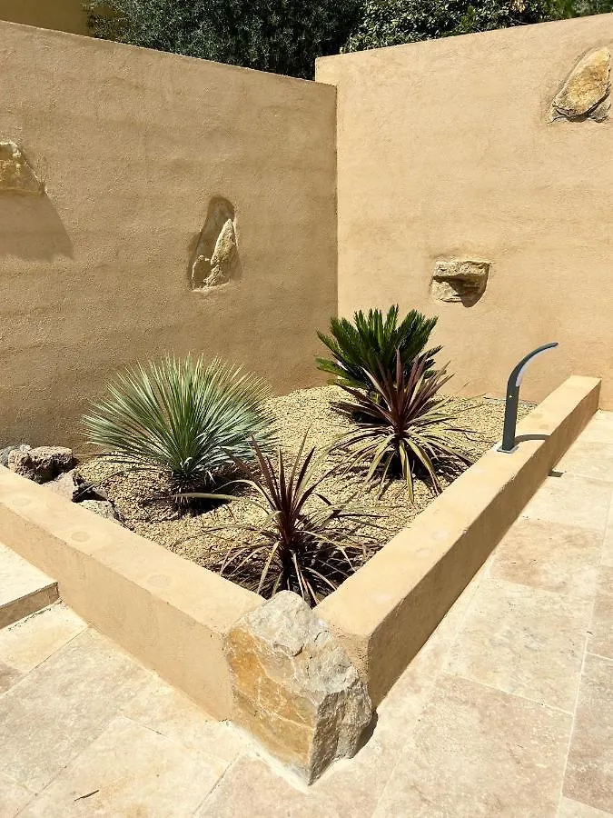 Villa De Charme En Campagne Avec Piscine Privee Et Nature Luxuriante Le Beausset 0*,