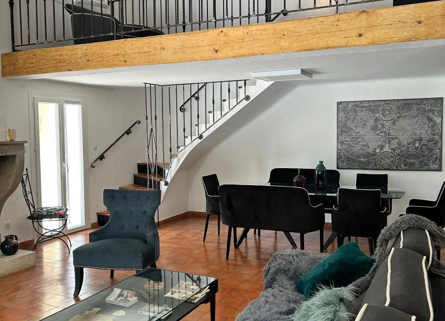 Villa De Charme En Campagne Avec Piscine Privee Et Nature Luxuriante Le Beausset Francie