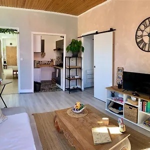 Lumineux Et Confortable 2 Pieces, Centre Appartement